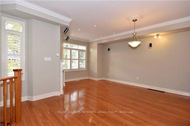 Photo 4 of 967 Kipling Avenue, Etobicoke, Islington-City Centre West — HOMEH