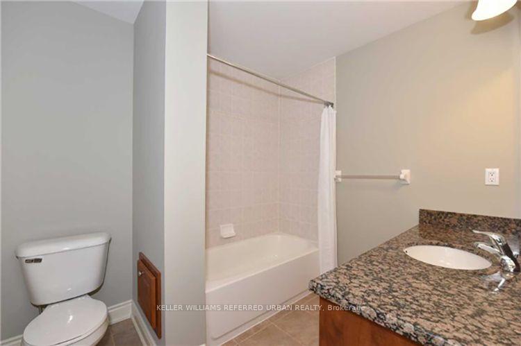 Photo 10 of 967 Kipling Avenue, Etobicoke, Islington-City Centre West — HOMEH