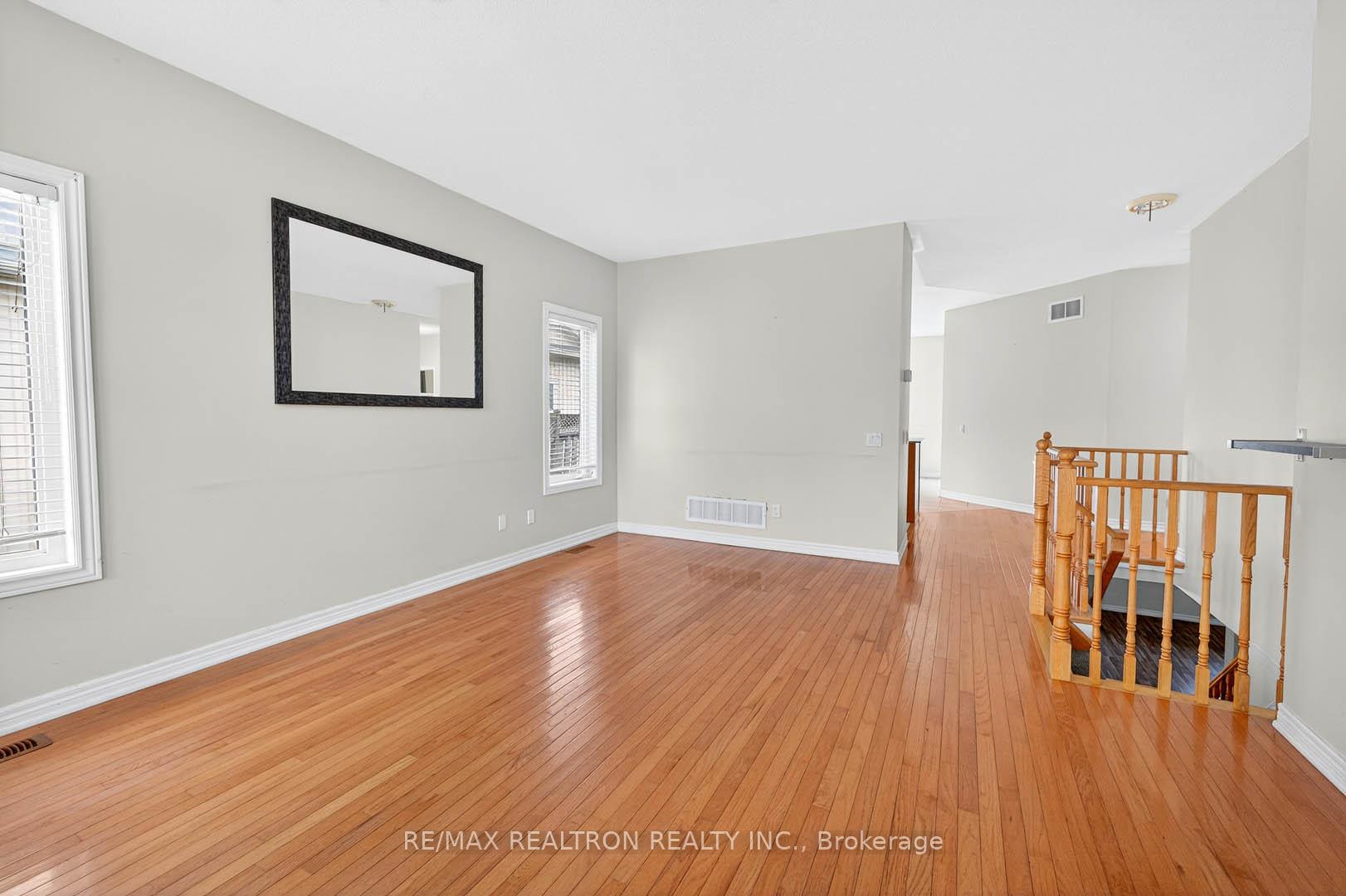 Photo 4 of 249 Berry Street, Shelburne — HOMEH