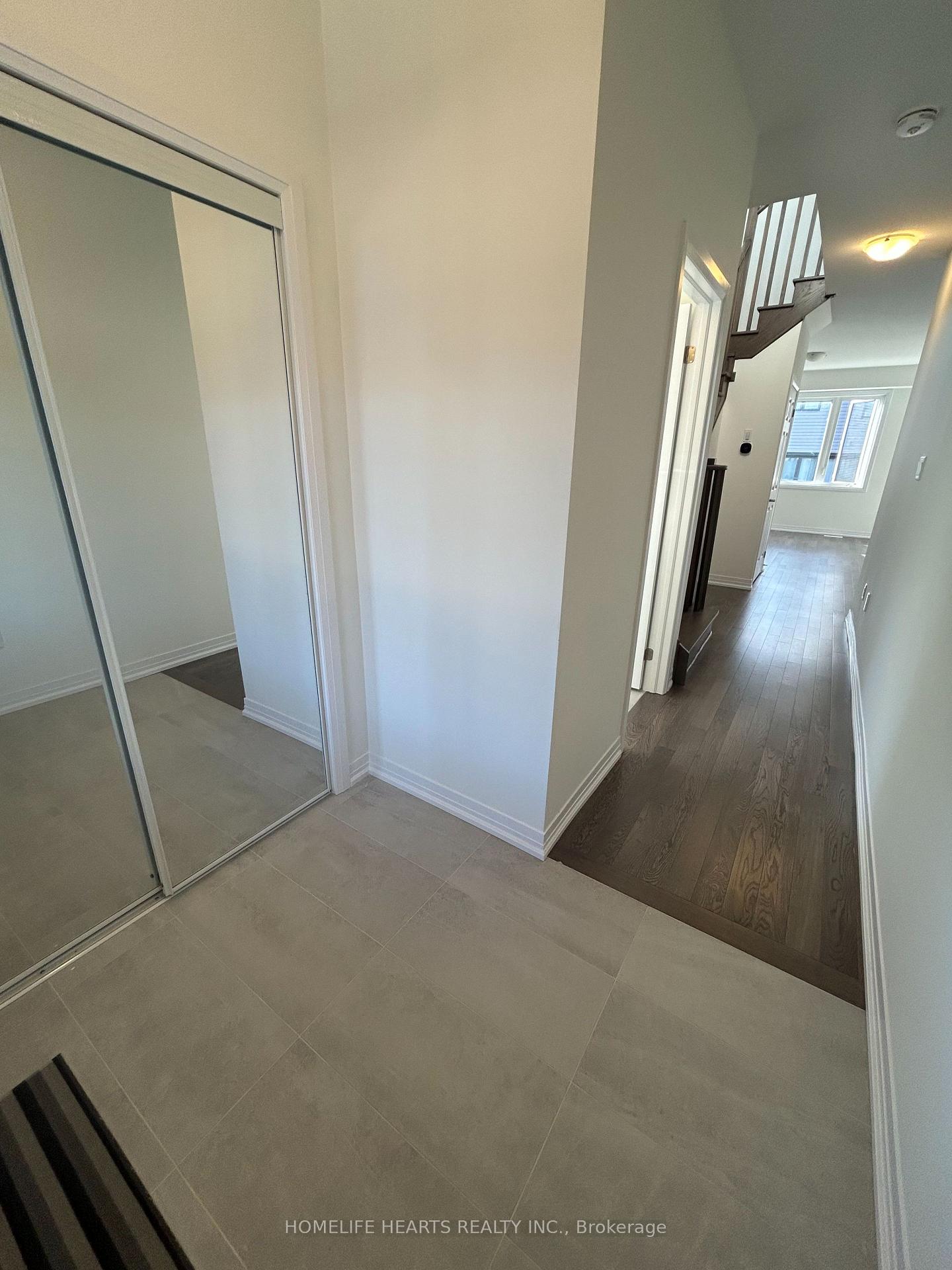 Photo 6 of 89 Brighton Lane, Thorold, Rolling Meadows — HOMEH
