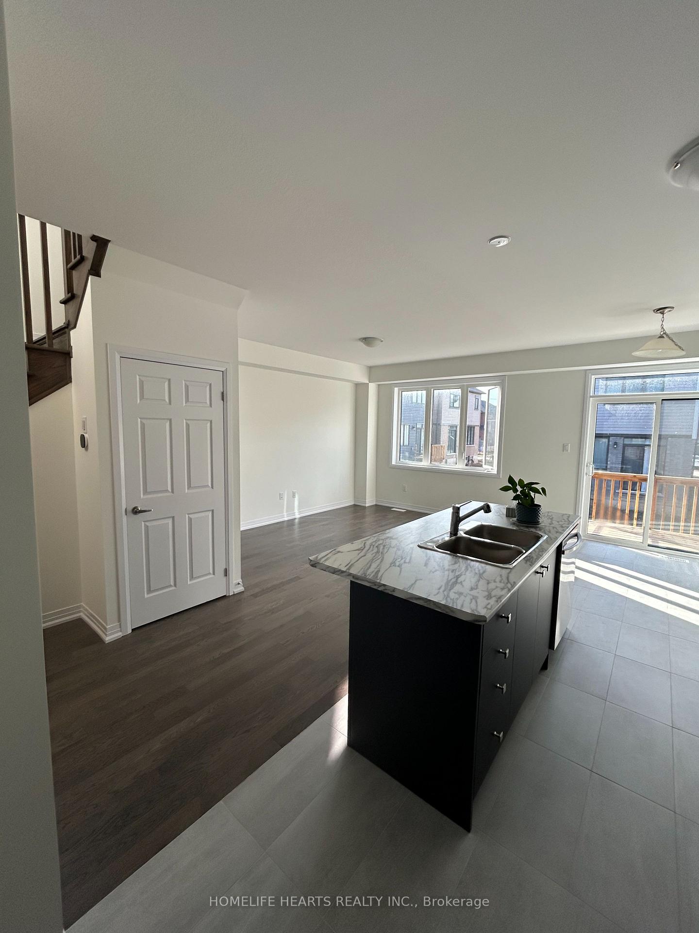 Photo 11 of 89 Brighton Lane, Thorold, Rolling Meadows — HOMEH