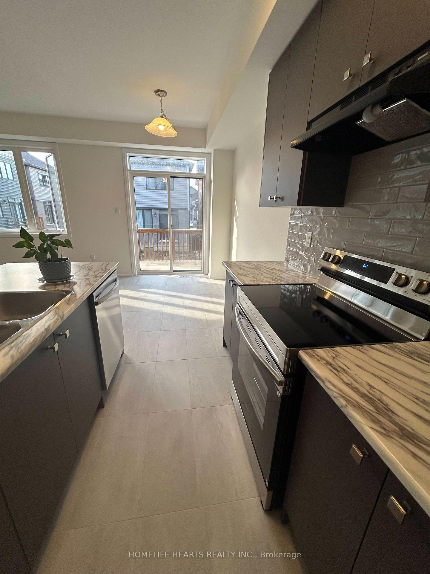 Photo 19 of 89 Brighton Lane, Thorold, Rolling Meadows — HOMEH