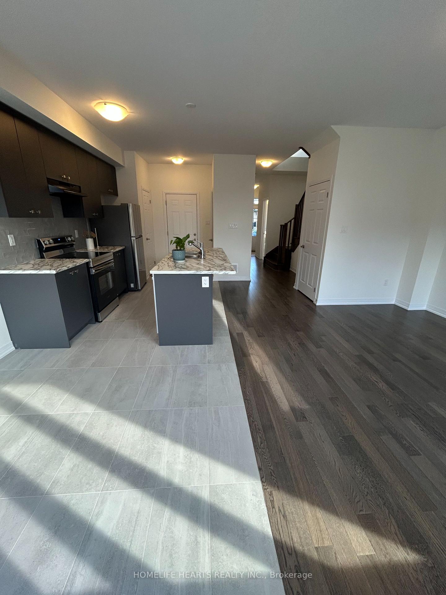 Photo 22 of 89 Brighton Lane, Thorold, Rolling Meadows — HOMEH