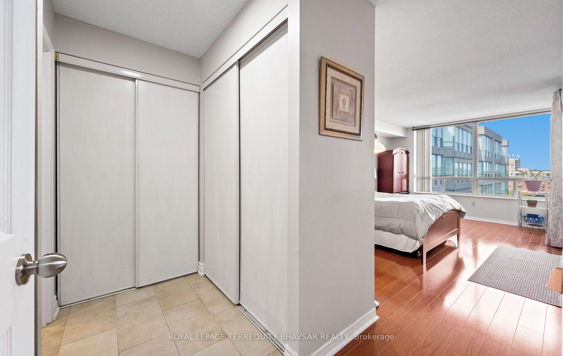 Photo 36 of Unit 915, 309 Major Mackenzie Drive E, Richmond Hill, Harding — HOMEH