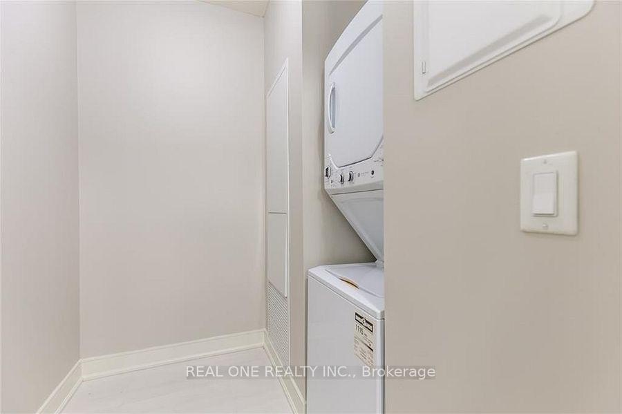 Photo 15 of Unit 512, 150 Main Street W, Hamilton, Central — HOMEH