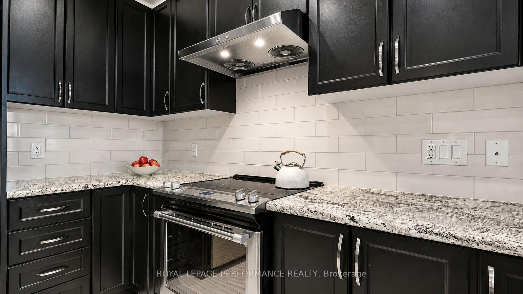 Photo 9 of 338 Alasken Drive, Ottawa, Blossom Park/Kemp Park/Findlay Creek — HOMEH