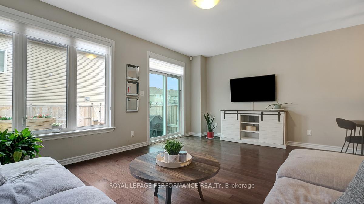 Photo 12 of 338 Alasken Drive, Ottawa, Blossom Park/Kemp Park/Findlay Creek — HOMEH