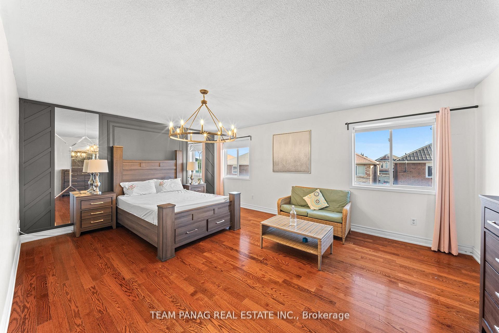 Photo 24 of 146 Degrassi Cove Circle, Brampton, Credit Valley — HOMEH