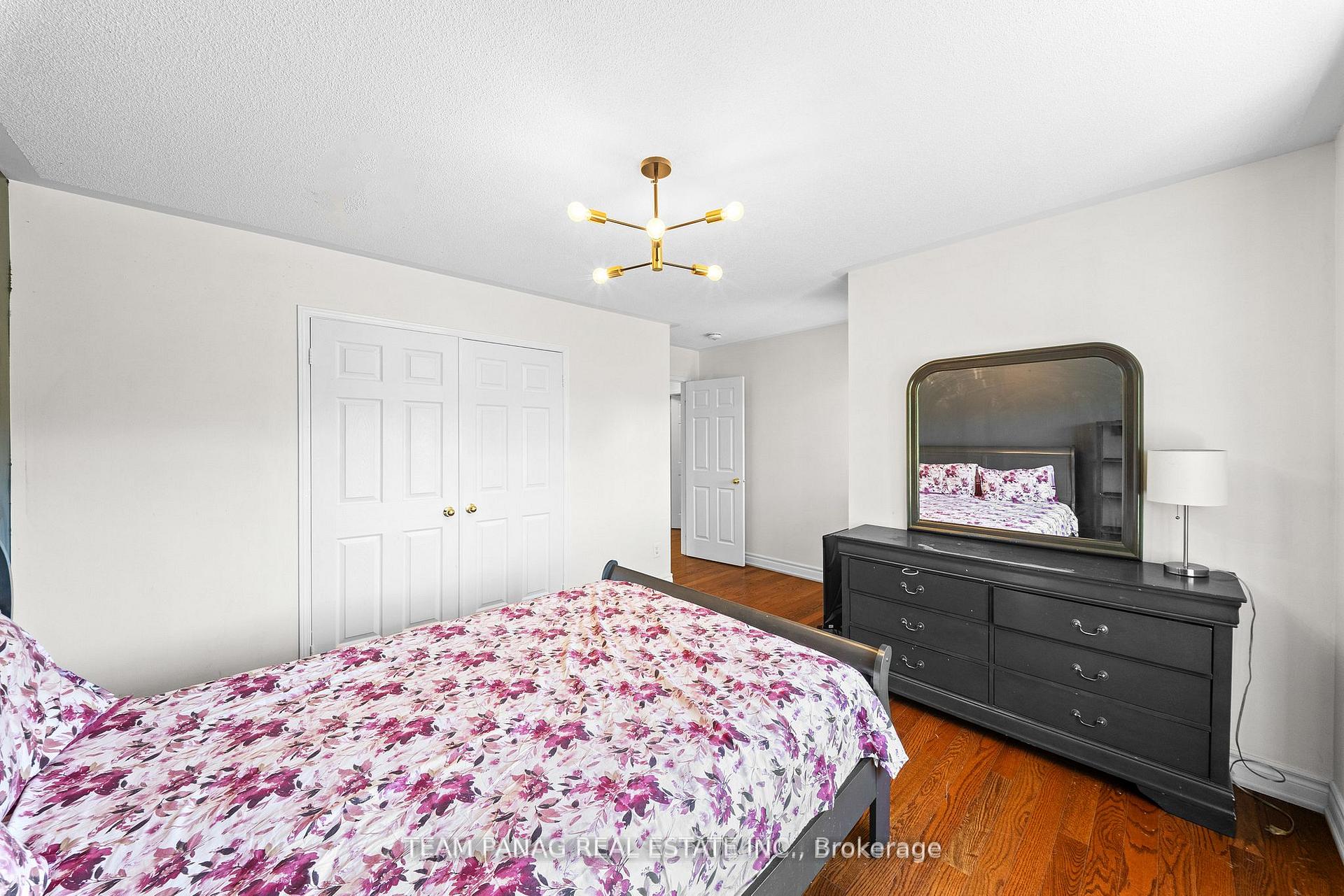 Photo 29 of 146 Degrassi Cove Circle, Brampton, Credit Valley — HOMEH