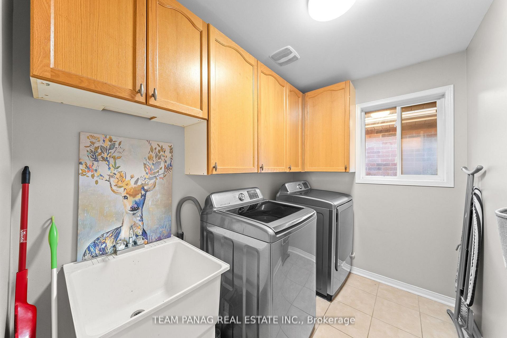 Photo 36 of 146 Degrassi Cove Circle, Brampton, Credit Valley — HOMEH
