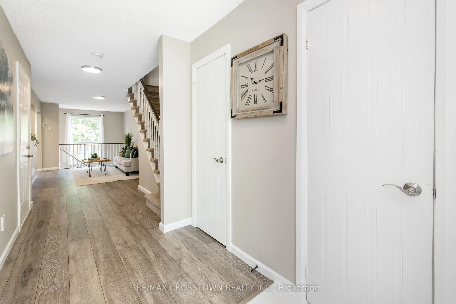 Photo 16 of 92 Cunningham Drive, Barrie, Ardagh — HOMEH