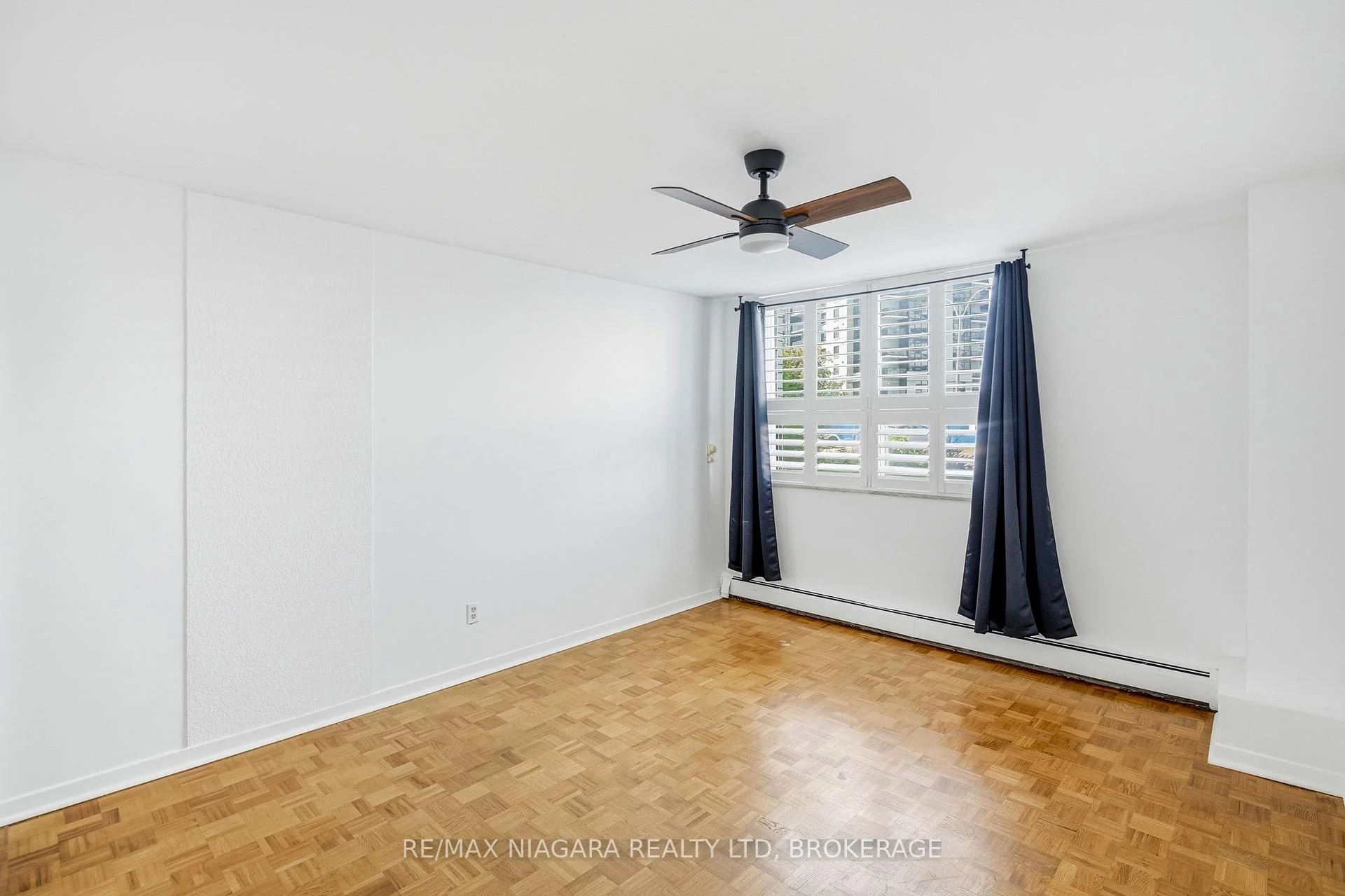 Photo 32 of Unit 2, 35 Towering Heights Boulevard, St. Catharines, Glendale/Glenridge — HOMEH