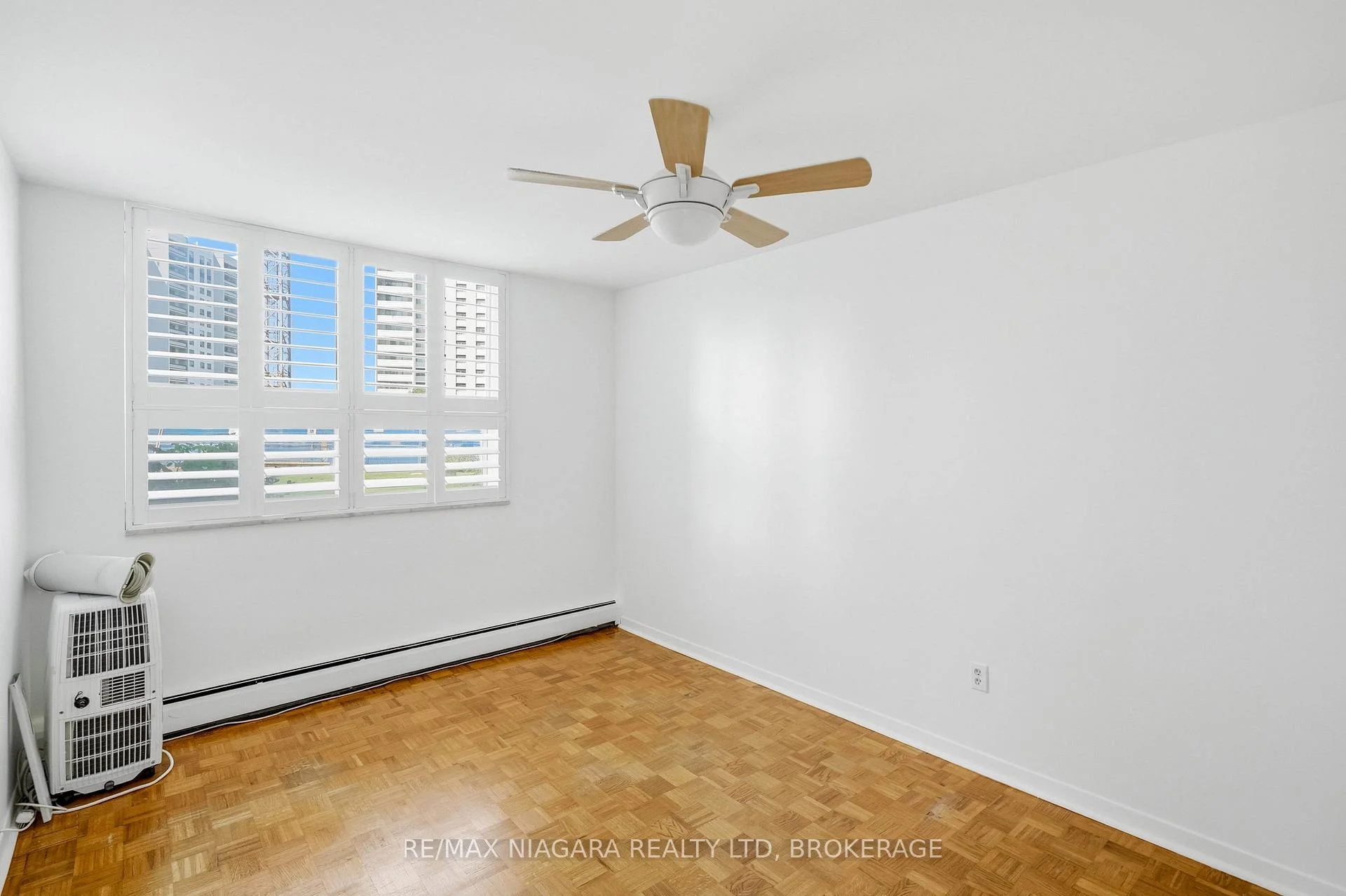 Photo 36 of Unit 2, 35 Towering Heights Boulevard, St. Catharines, Glendale/Glenridge — HOMEH