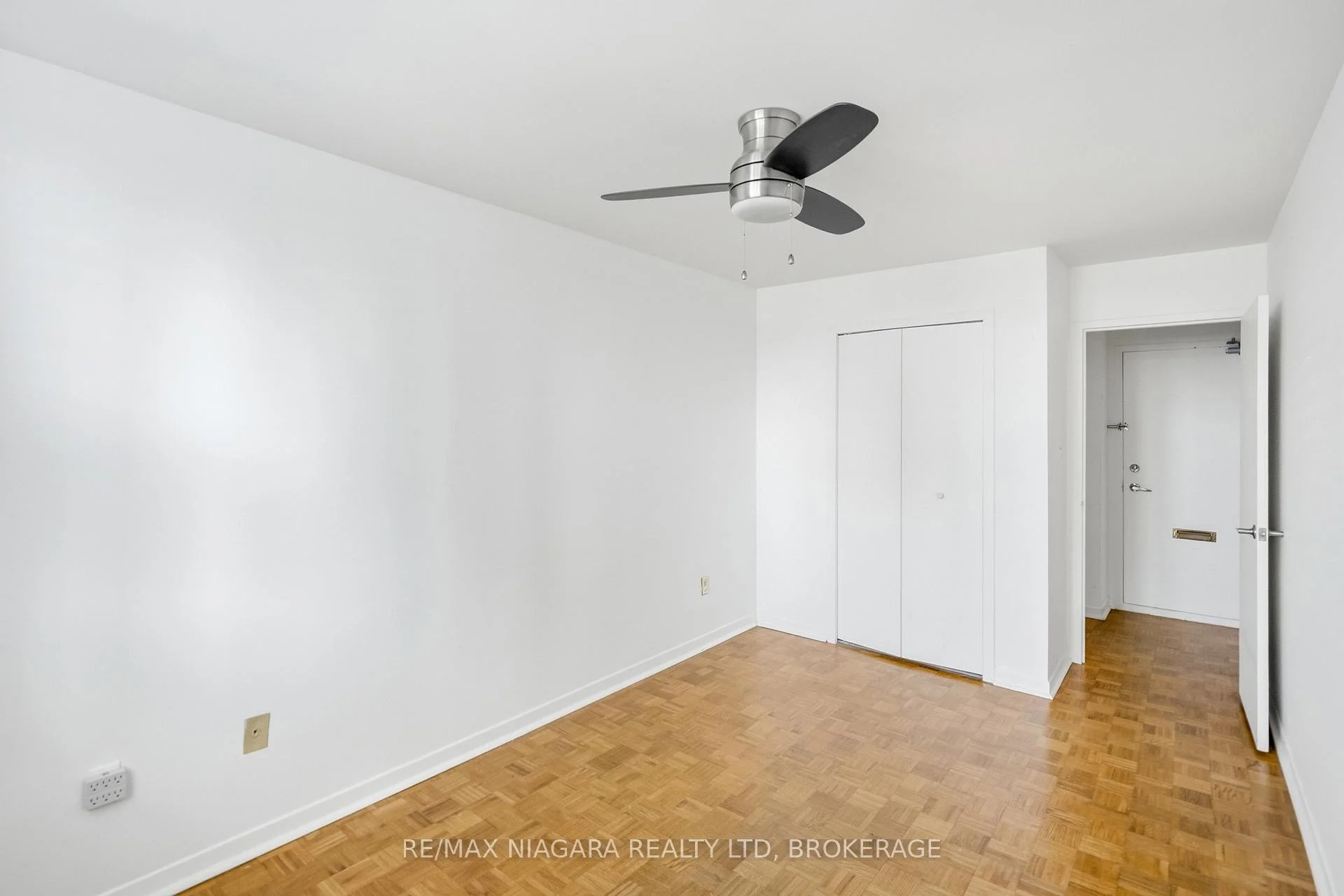 Photo 41 of Unit 2, 35 Towering Heights Boulevard, St. Catharines, Glendale/Glenridge — HOMEH