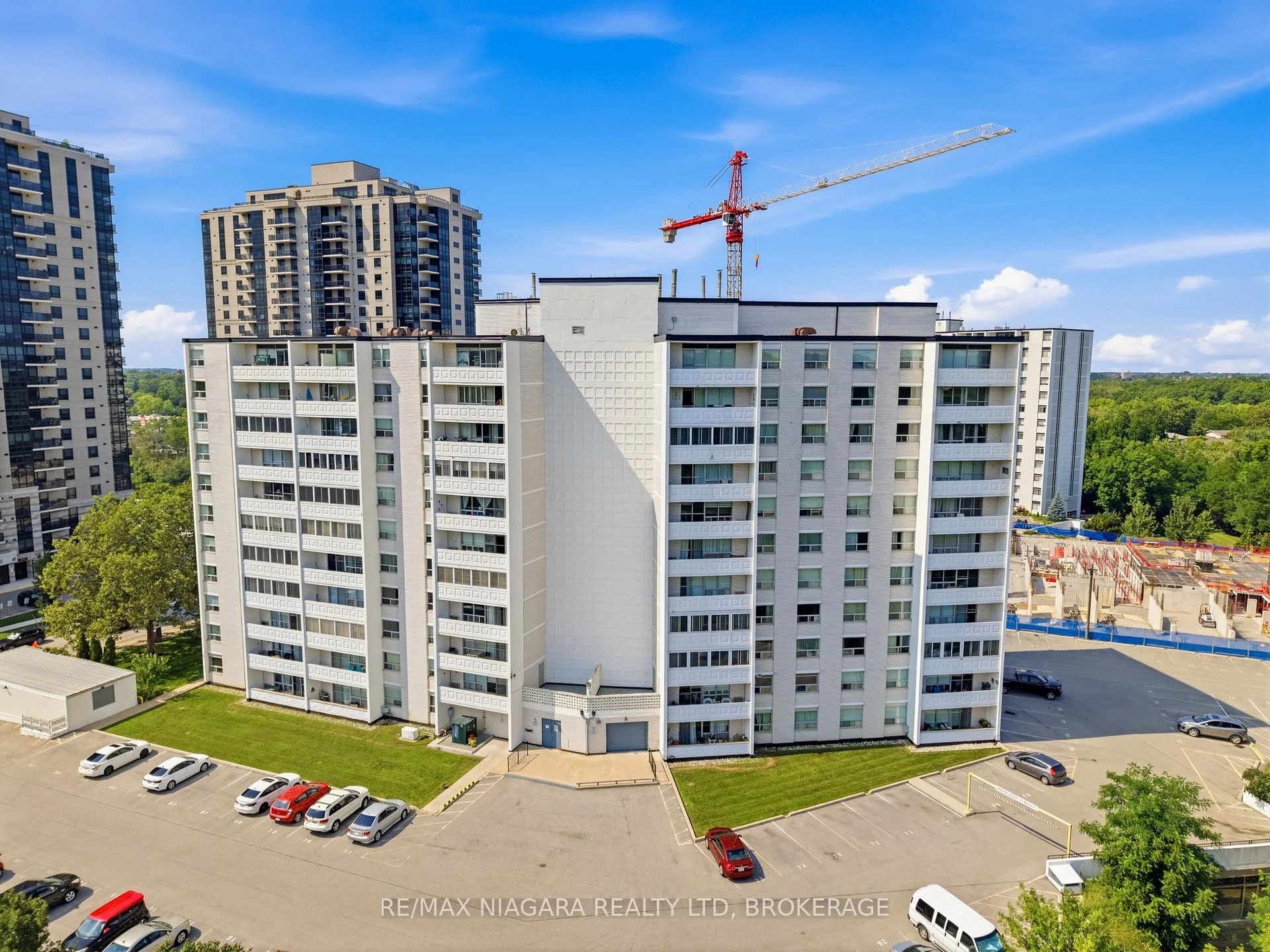 Photo 47 of Unit 2, 35 Towering Heights Boulevard, St. Catharines, Glendale/Glenridge — HOMEH