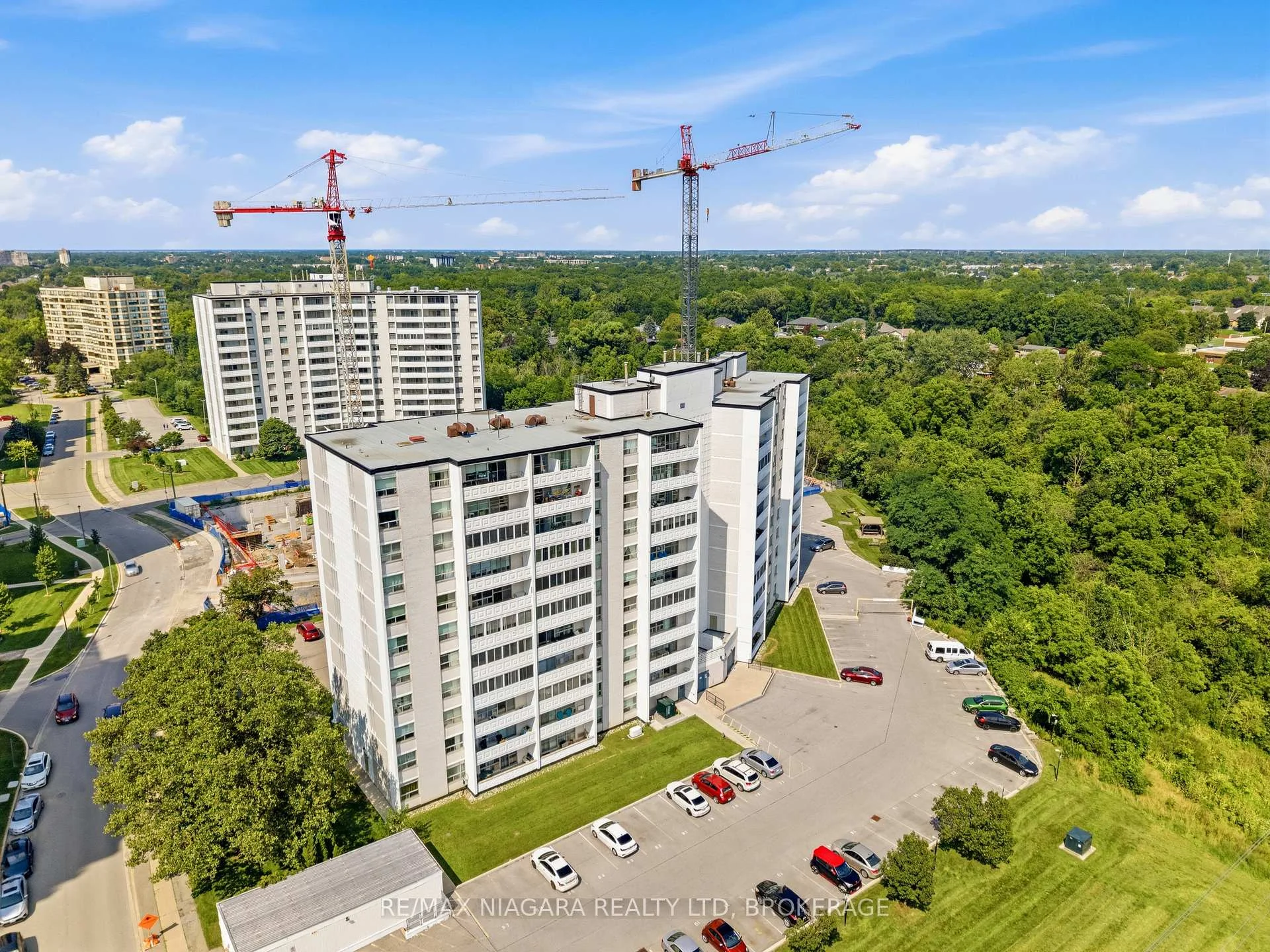 Photo 57 of Unit 2, 35 Towering Heights Boulevard, St. Catharines, Glendale/Glenridge — HOMEH