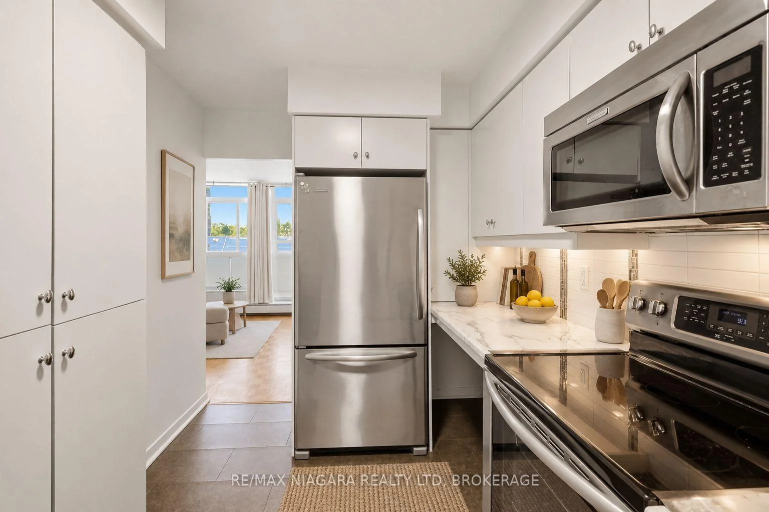 Photo 15 of Unit 2, 35 Towering Heights Boulevard, St. Catharines, Glendale/Glenridge — HOMEH