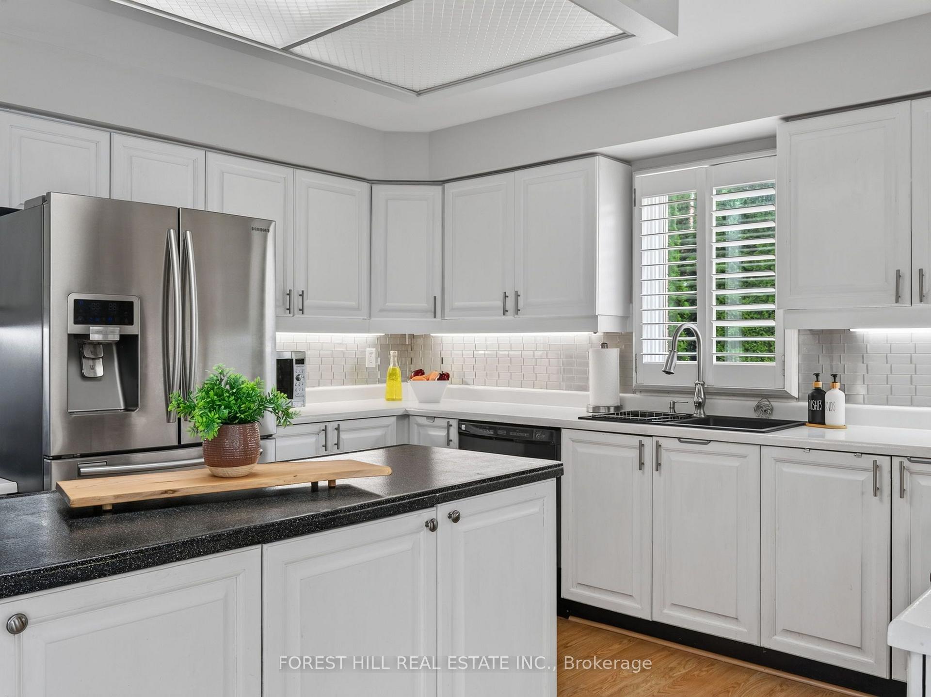 Photo 13 of 36 Trillium Drive, Aurora, Aurora Highlands — HOMEH