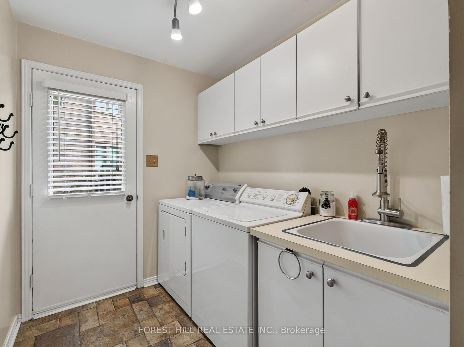 Photo 38 of 36 Trillium Drive, Aurora, Aurora Highlands — HOMEH