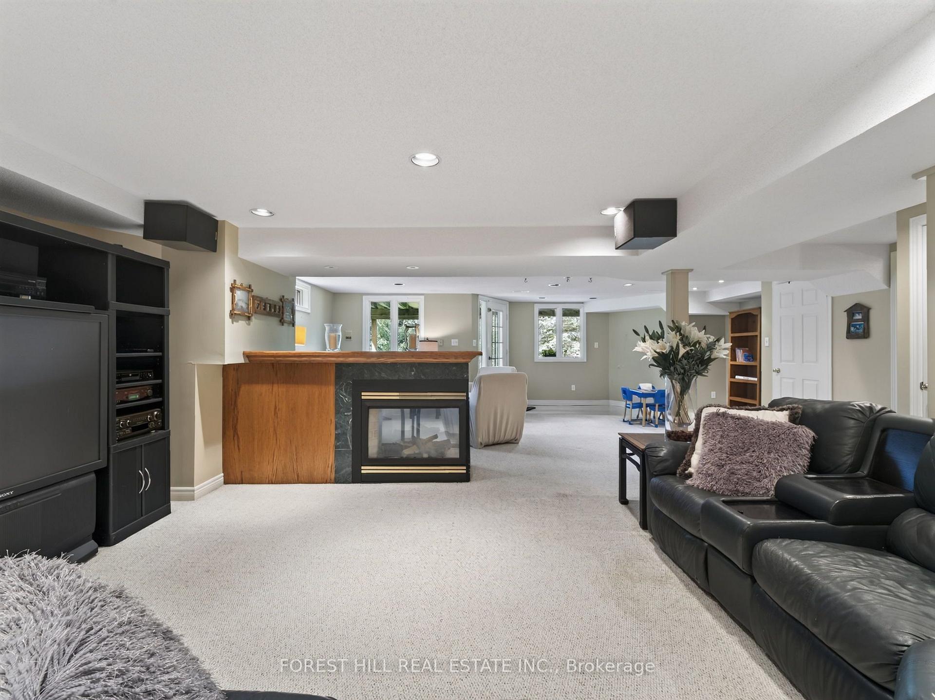 Photo 43 of 36 Trillium Drive, Aurora, Aurora Highlands — HOMEH