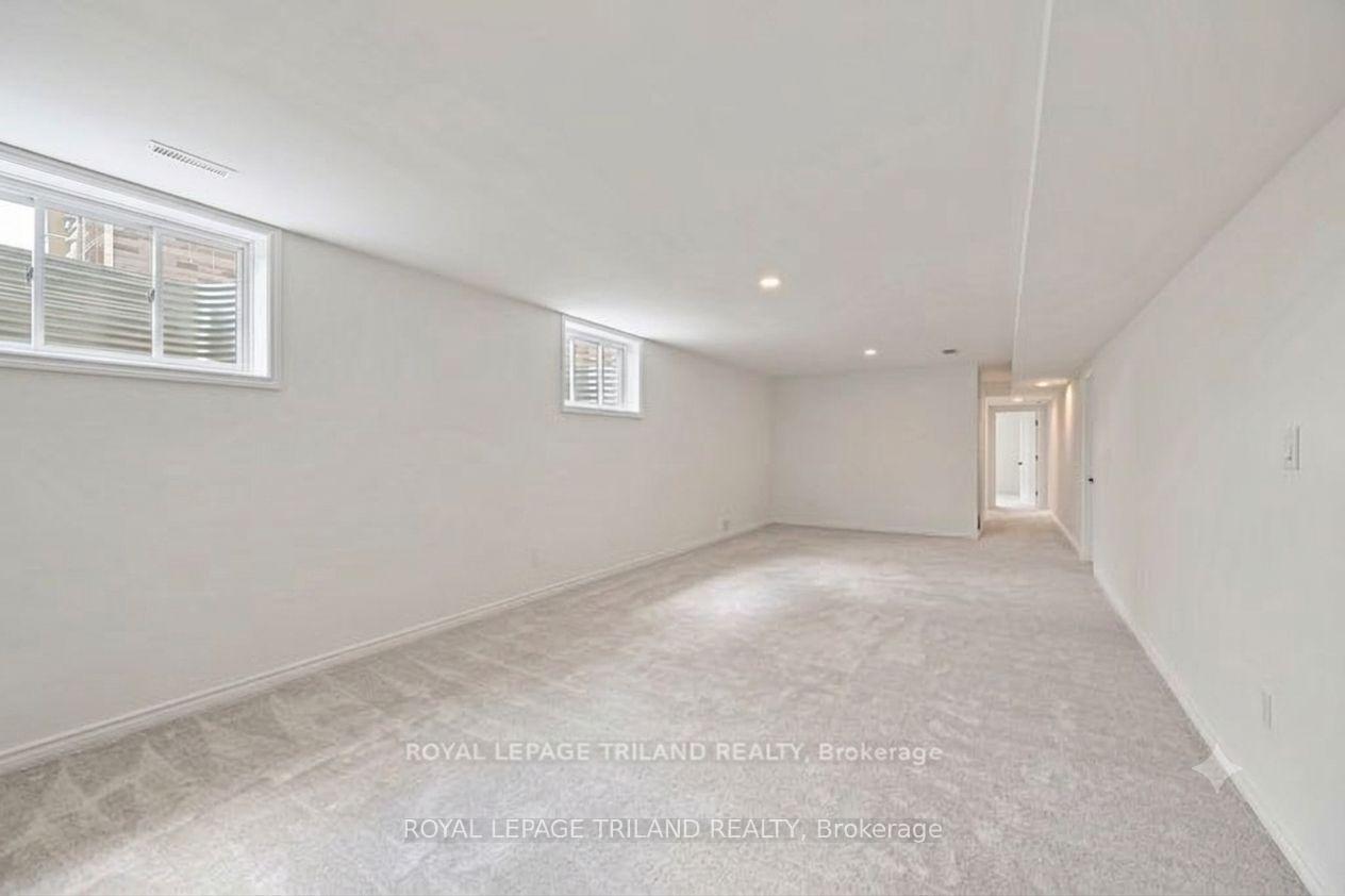 Photo 13 of 2 Evylean Court, St. Thomas — HOMEH