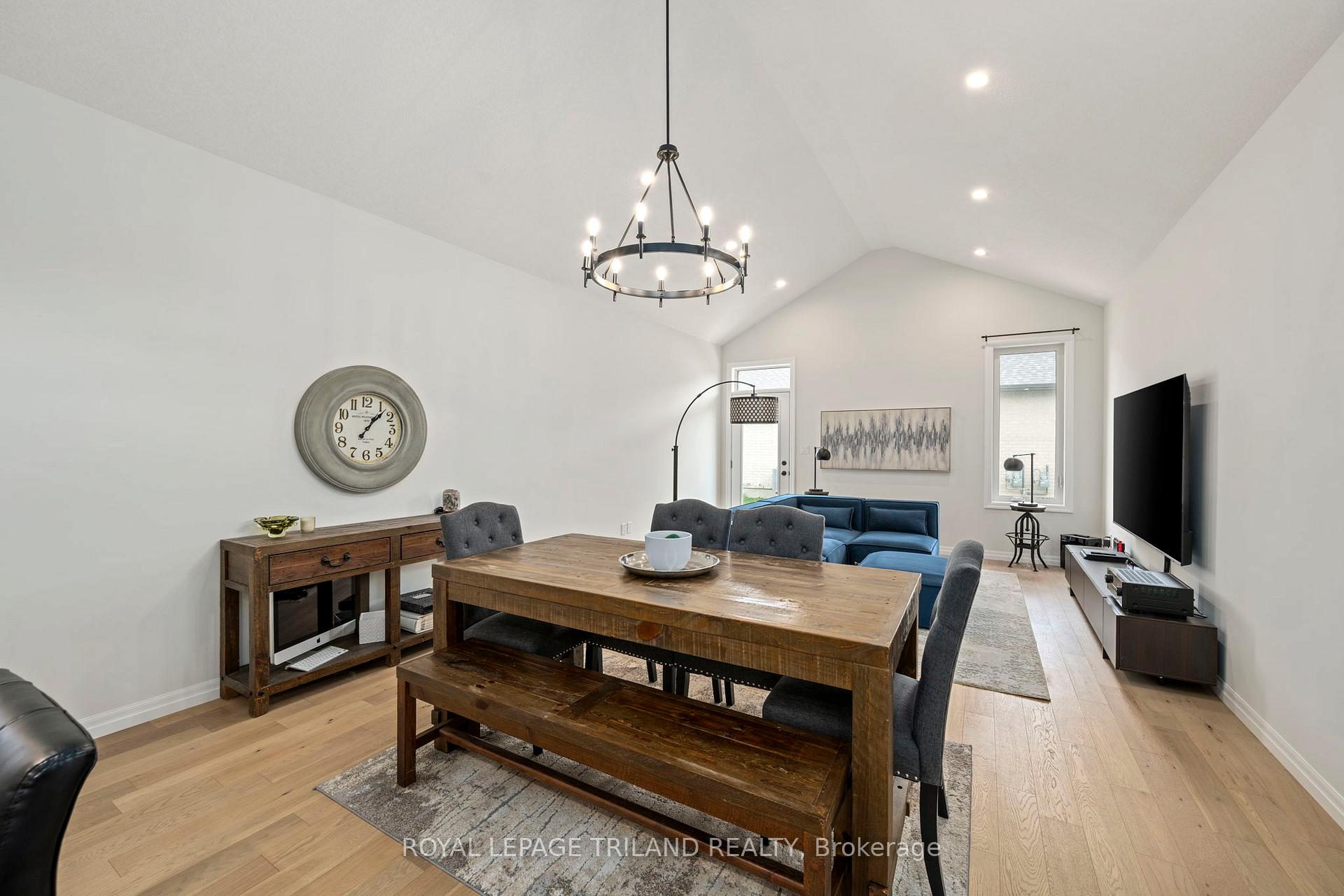 Photo 18 of 2 Evylean Court, St. Thomas — HOMEH