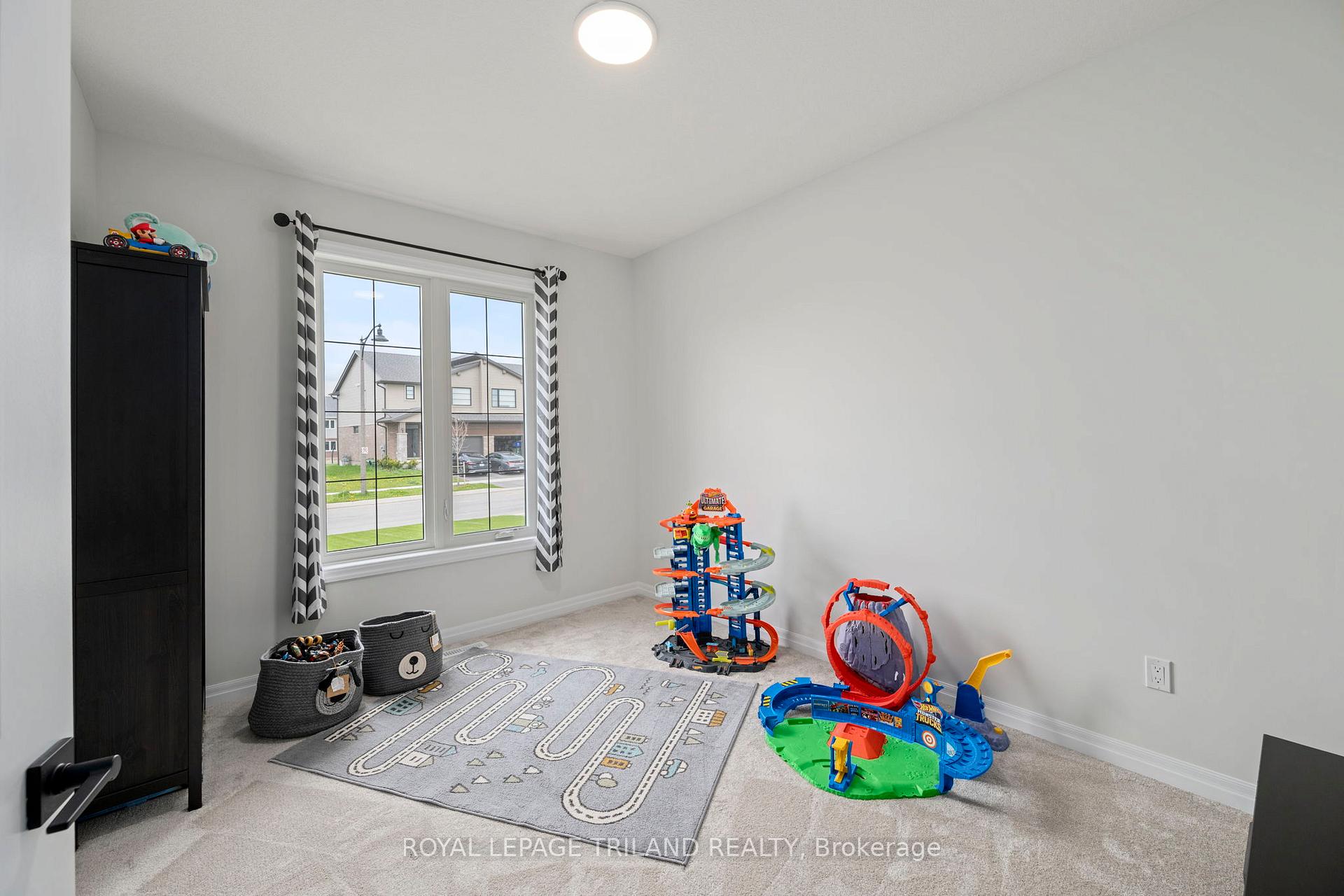 Photo 31 of 2 Evylean Court, St. Thomas — HOMEH