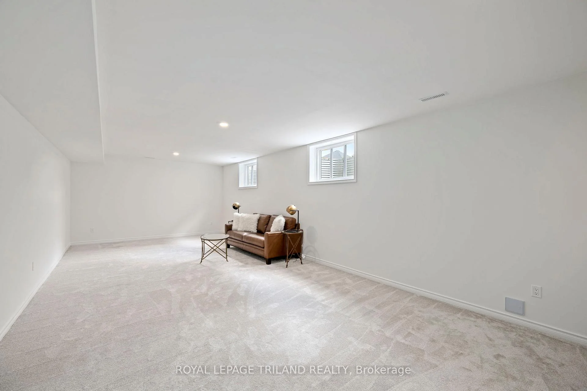 Photo 36 of 2 Evylean Court, St. Thomas — HOMEH