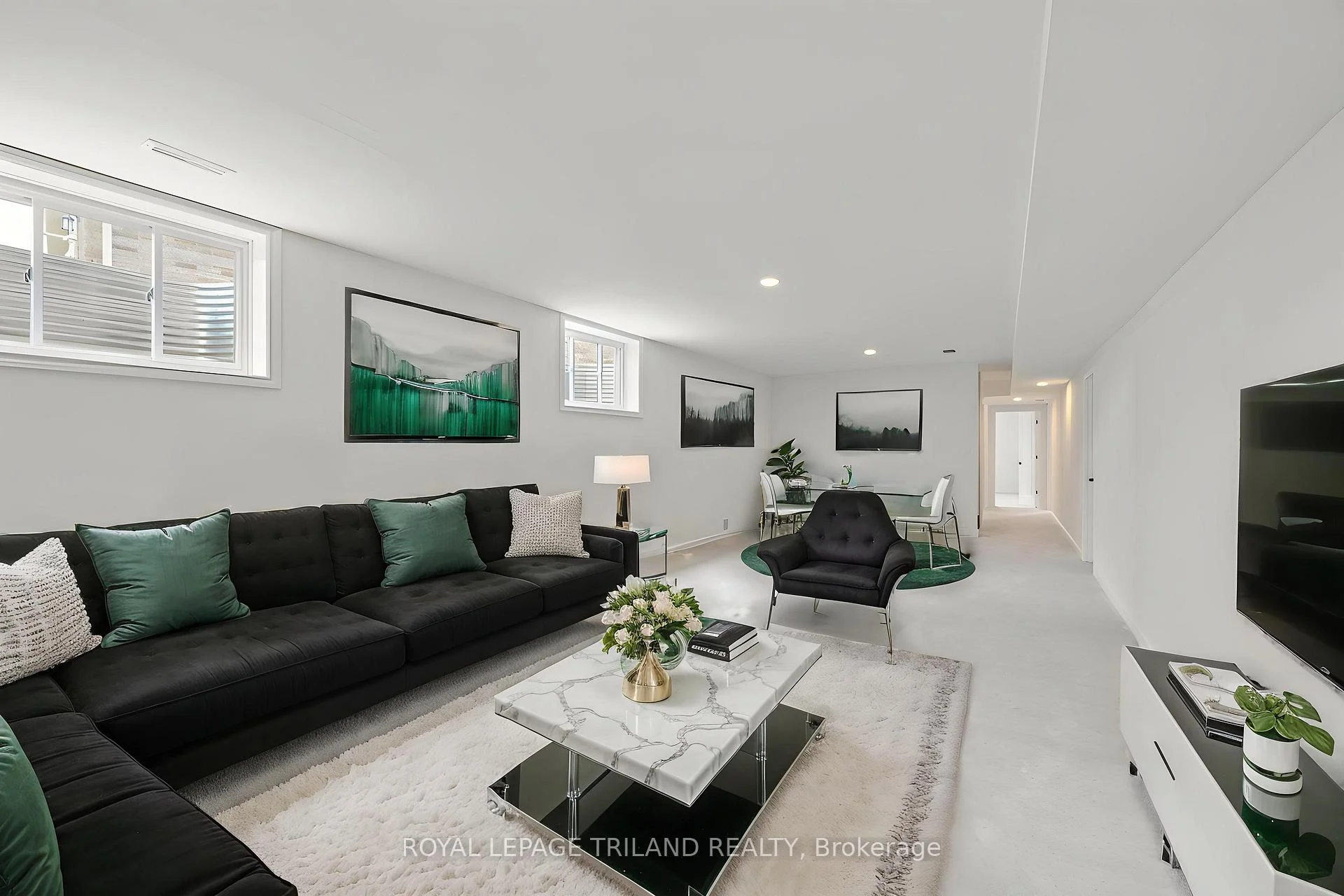 Photo 14 of 2 Evylean Court, St. Thomas — HOMEH
