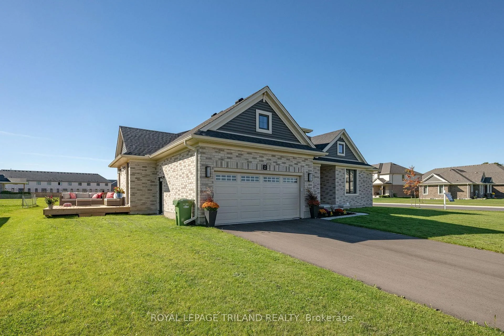 Photo 9 of 2 Evylean Court, St. Thomas — HOMEH