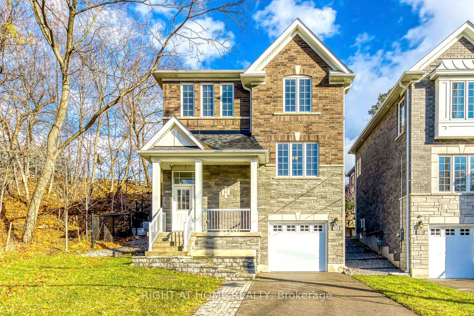 Photo 4 of 2581 Islington Avenue, Etobicoke, Thistletown-Beaumonde Heights — HOMEH