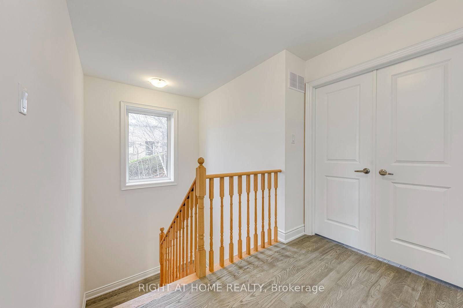 Photo 24 of 2581 Islington Avenue, Etobicoke, Thistletown-Beaumonde Heights — HOMEH
