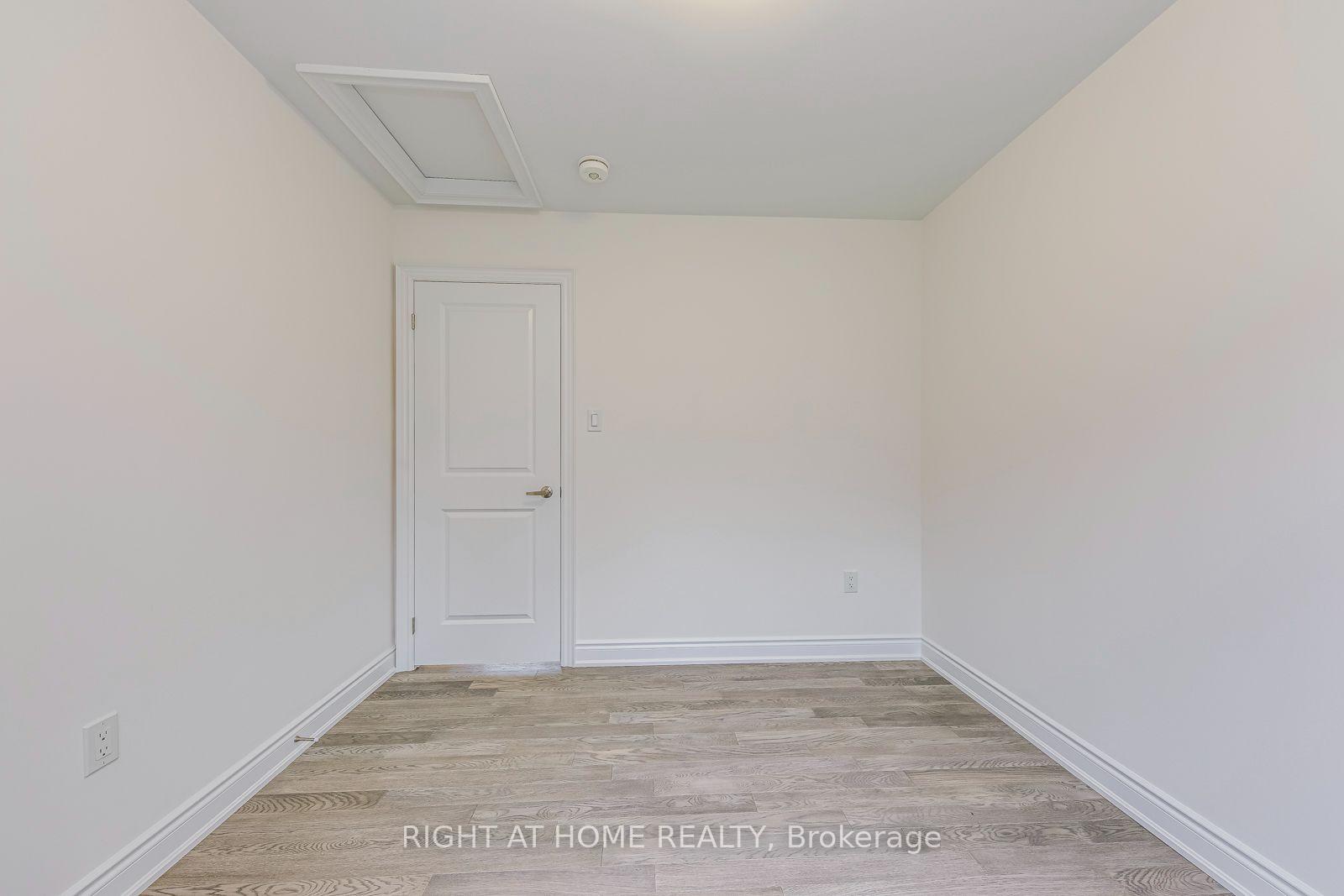 Photo 33 of 2581 Islington Avenue, Etobicoke, Thistletown-Beaumonde Heights — HOMEH