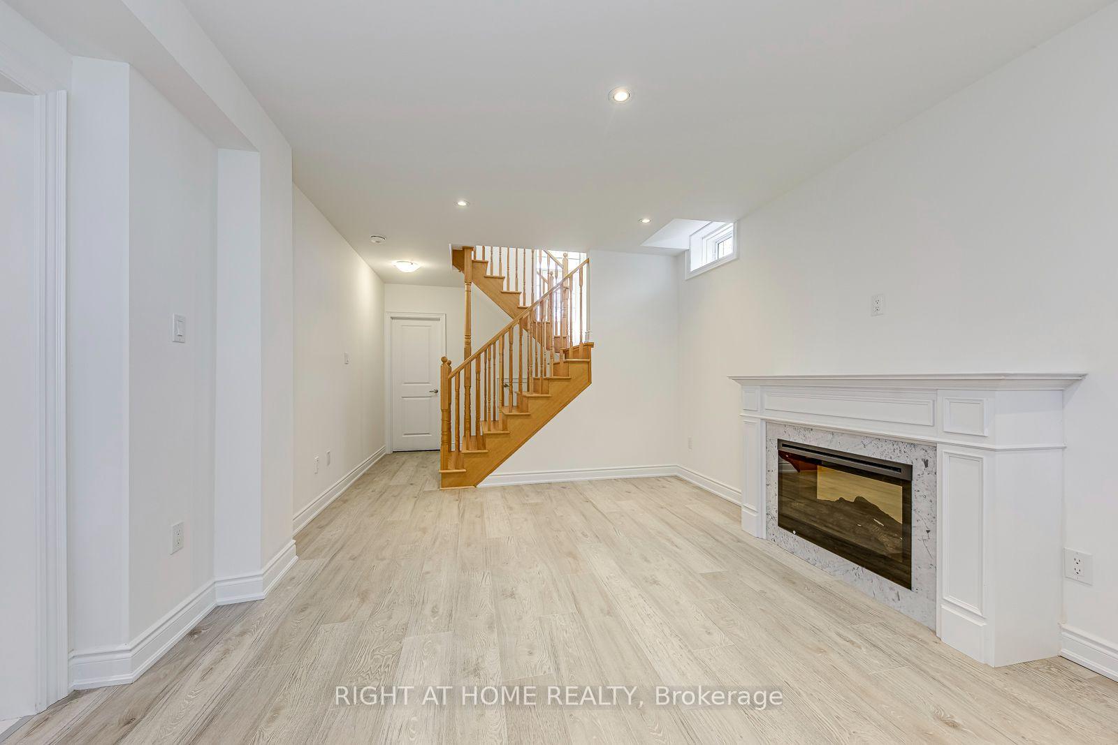 Photo 40 of 2581 Islington Avenue, Etobicoke, Thistletown-Beaumonde Heights — HOMEH