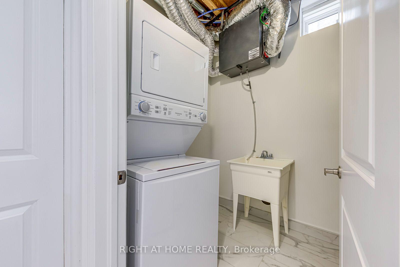 Photo 42 of 2581 Islington Avenue, Etobicoke, Thistletown-Beaumonde Heights — HOMEH
