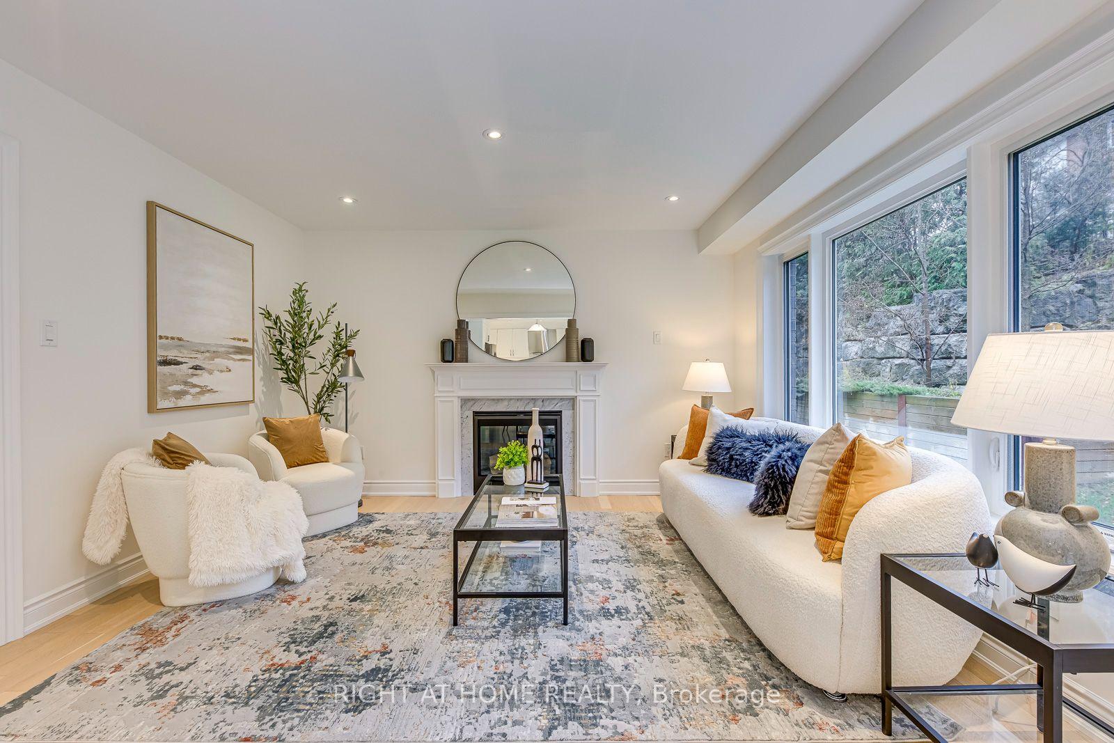 Photo 8 of 2575 Islington Avenue, Etobicoke, Thistletown-Beaumonde Heights — HOMEH