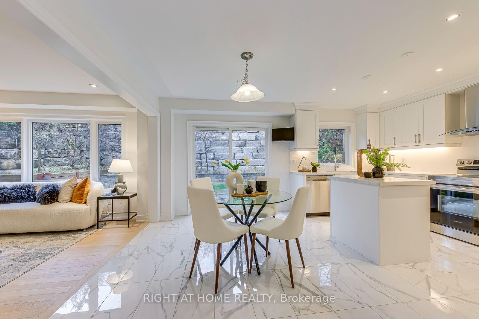 Photo 11 of 2575 Islington Avenue, Etobicoke, Thistletown-Beaumonde Heights — HOMEH