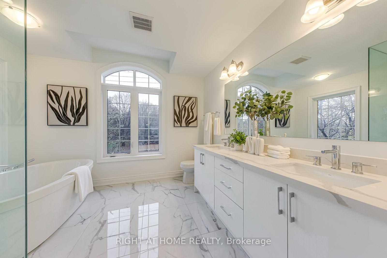 Photo 28 of 2575 Islington Avenue, Etobicoke, Thistletown-Beaumonde Heights — HOMEH