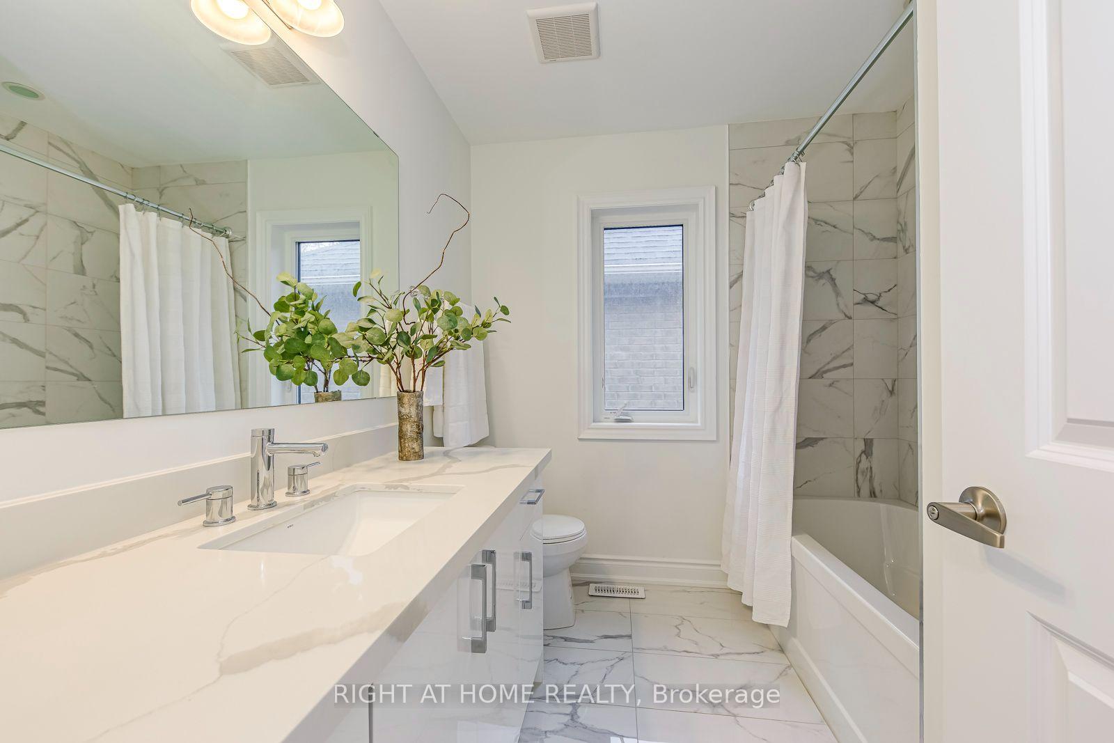 Photo 36 of 2575 Islington Avenue, Etobicoke, Thistletown-Beaumonde Heights — HOMEH