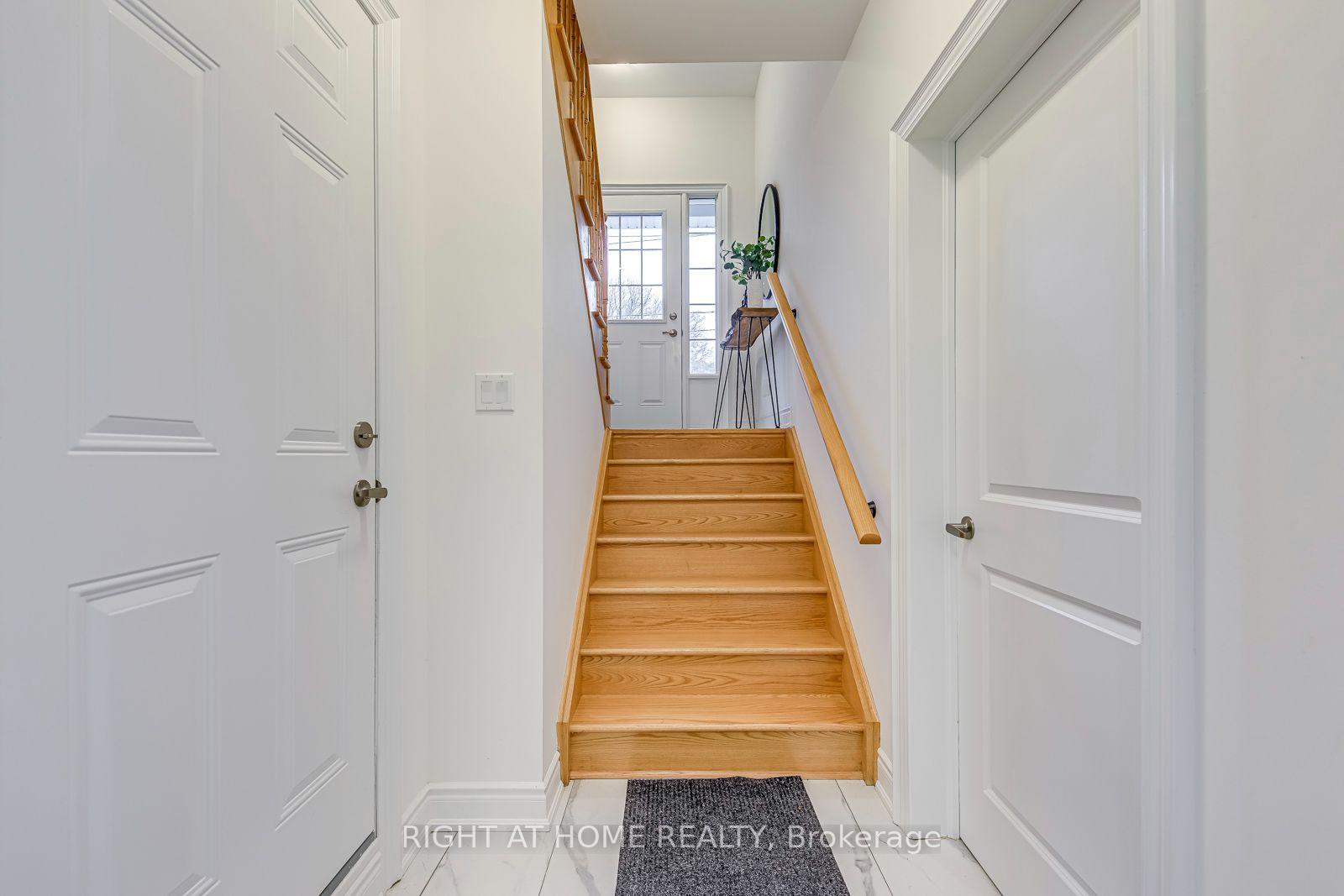 Photo 38 of 2575 Islington Avenue, Etobicoke, Thistletown-Beaumonde Heights — HOMEH
