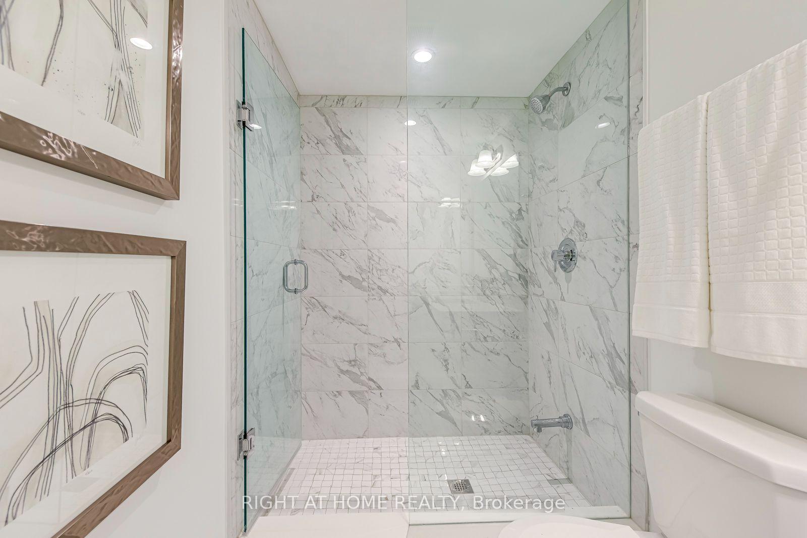 Photo 45 of 2575 Islington Avenue, Etobicoke, Thistletown-Beaumonde Heights — HOMEH