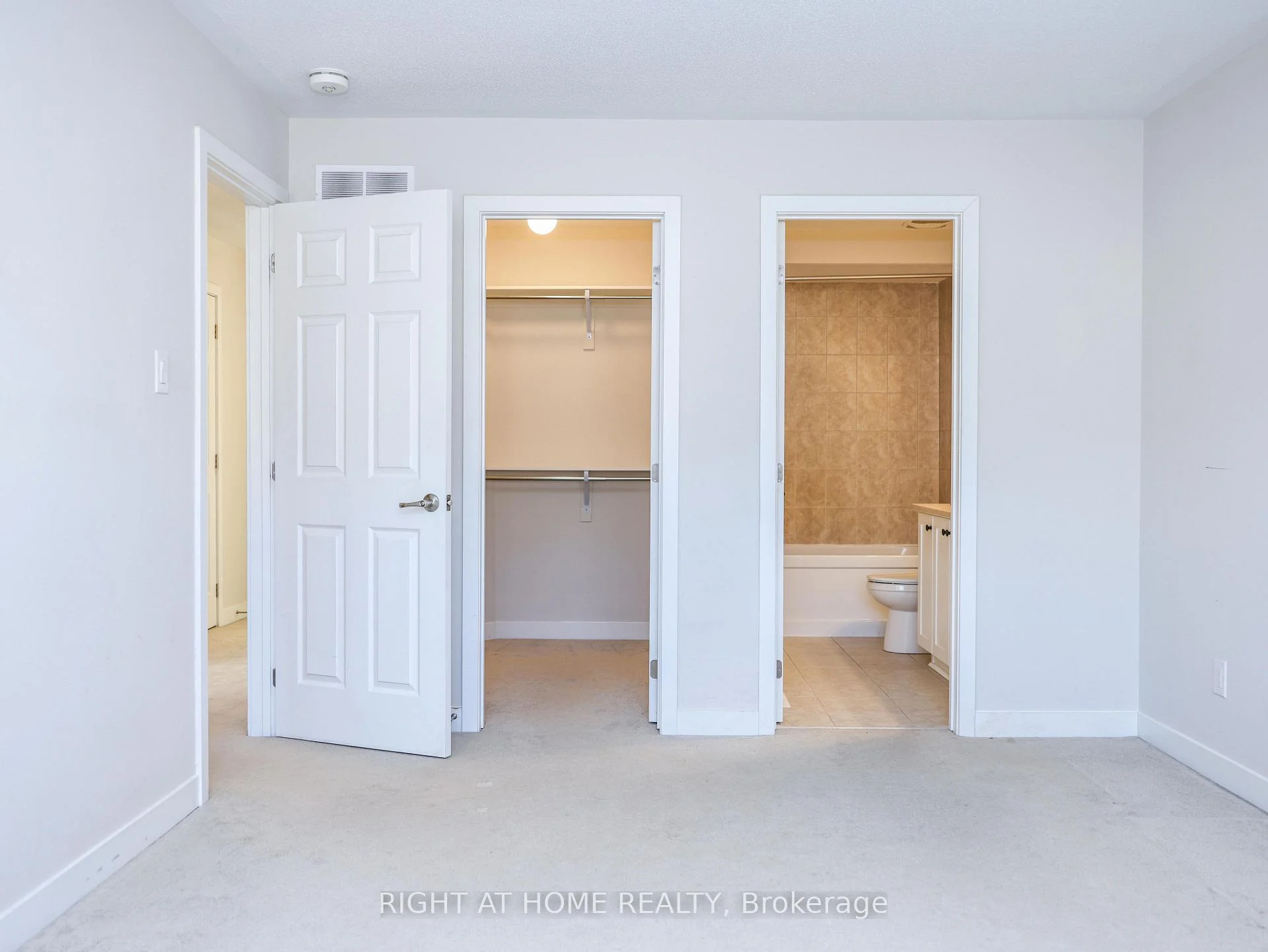 Photo 27 of 618 Allied Mews E, Ottawa, Stittsville (North) — HOMEH