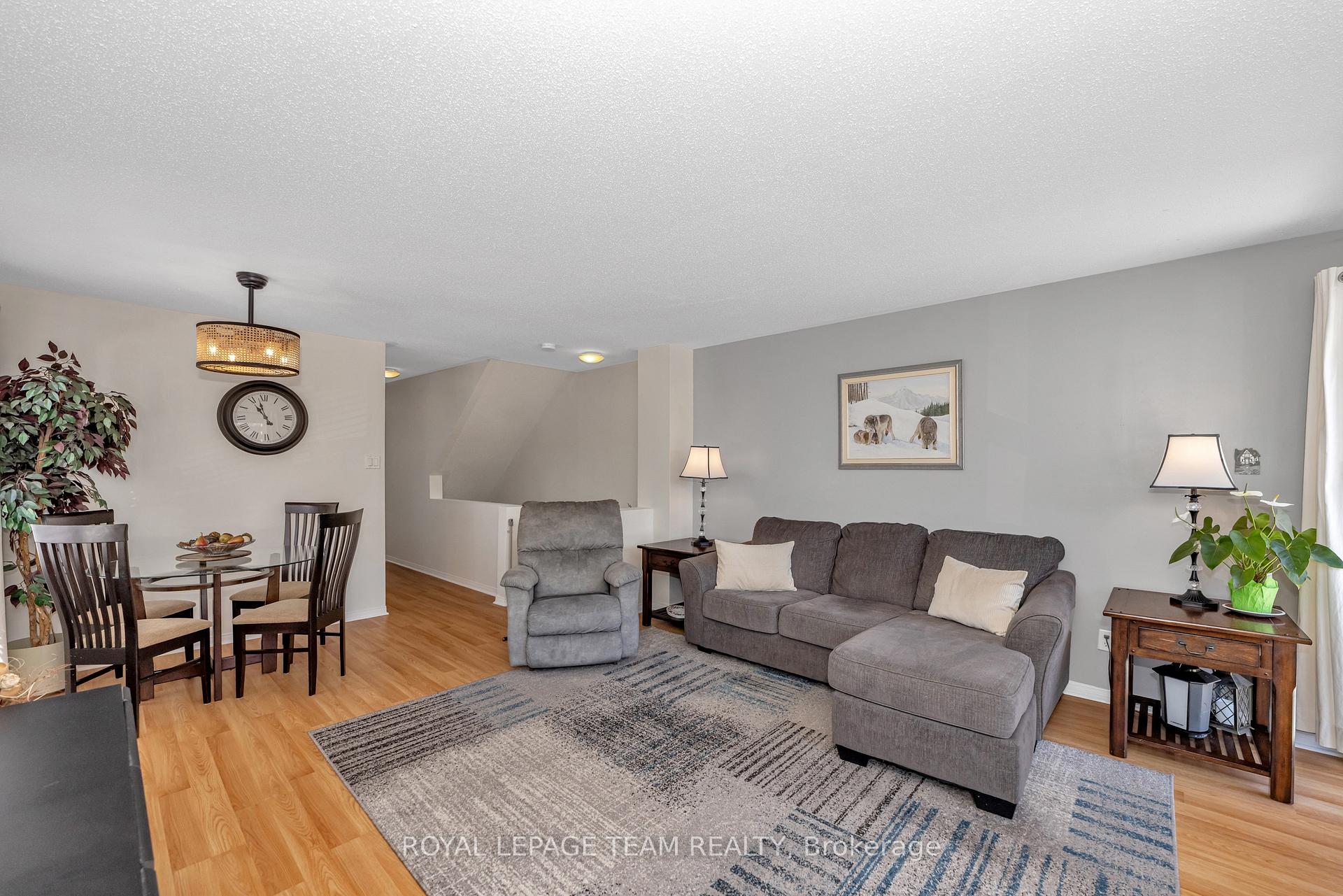 Photo 6 of 85 Cresthaven Drive, Ottawa, Barrhaven East — HOMEH