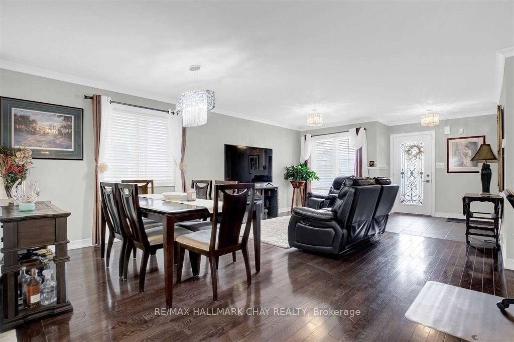 Photo 5 of Unit Main, 2123 Osbond Road, Innisfil, Alcona — HOMEH