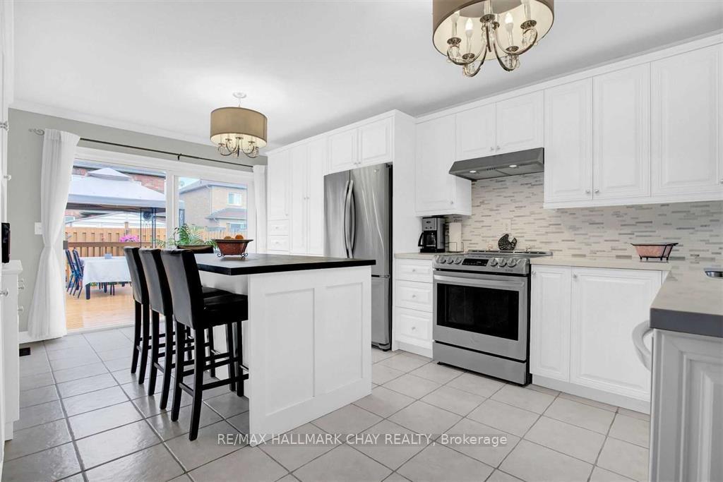 Photo 8 of Unit Main, 2123 Osbond Road, Innisfil, Alcona — HOMEH