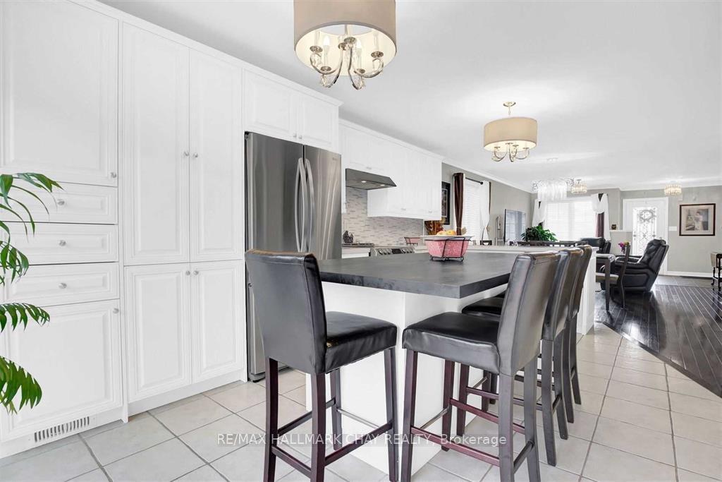 Photo 13 of Unit Main, 2123 Osbond Road, Innisfil, Alcona — HOMEH