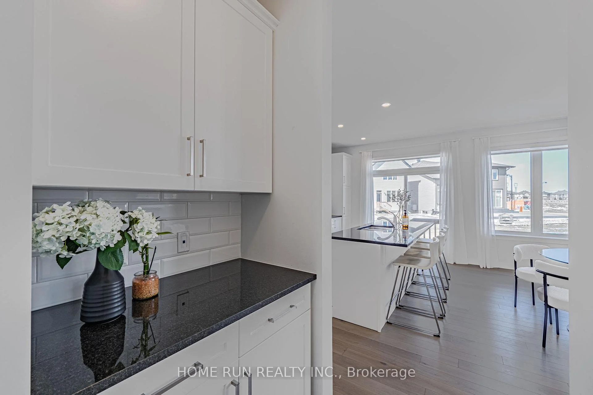 Photo 23 of 408 Gidran Circle, Ottawa, Kanata - Emerald Meadows/Trailwest — HOMEH