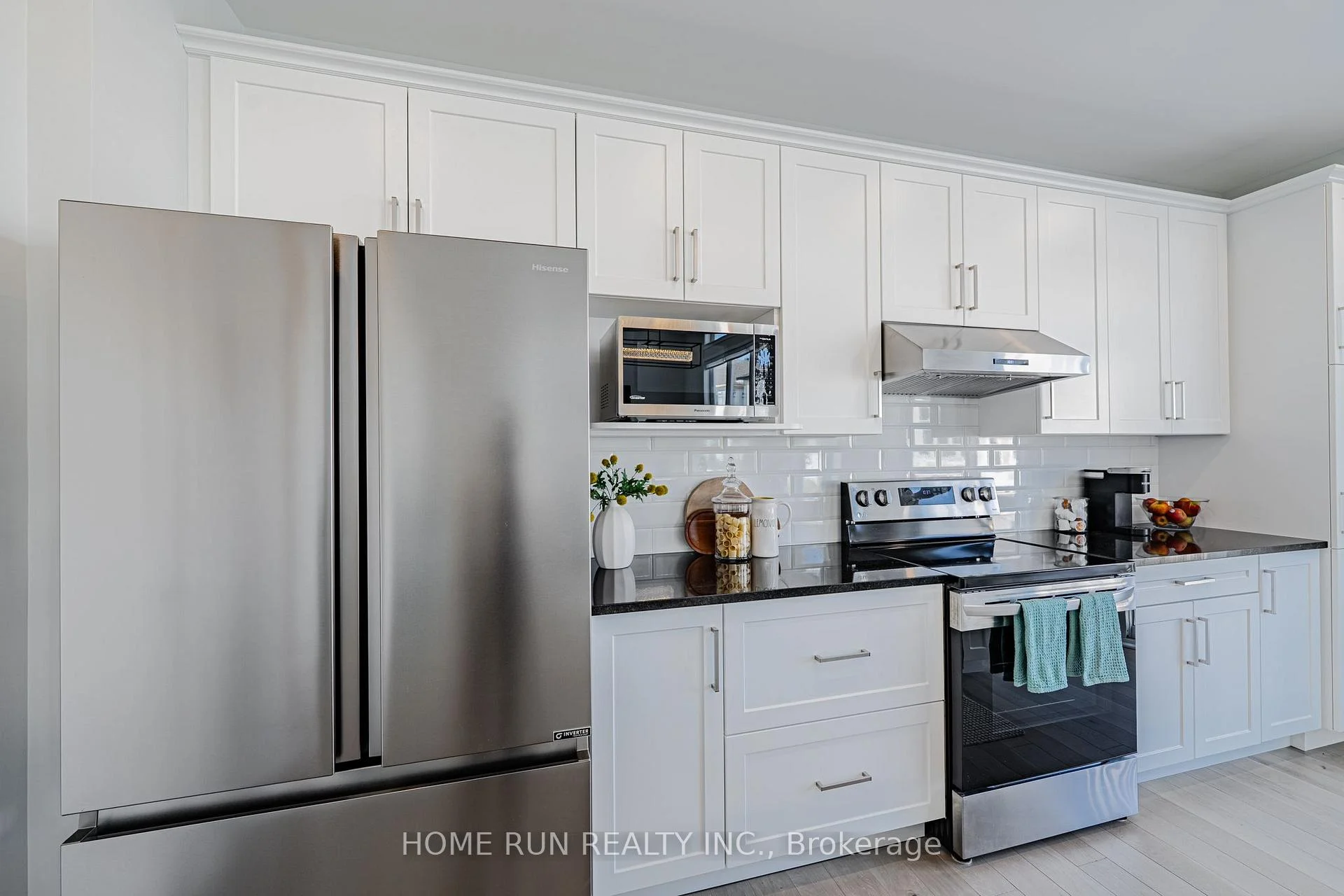 Photo 33 of 408 Gidran Circle, Ottawa, Kanata - Emerald Meadows/Trailwest — HOMEH
