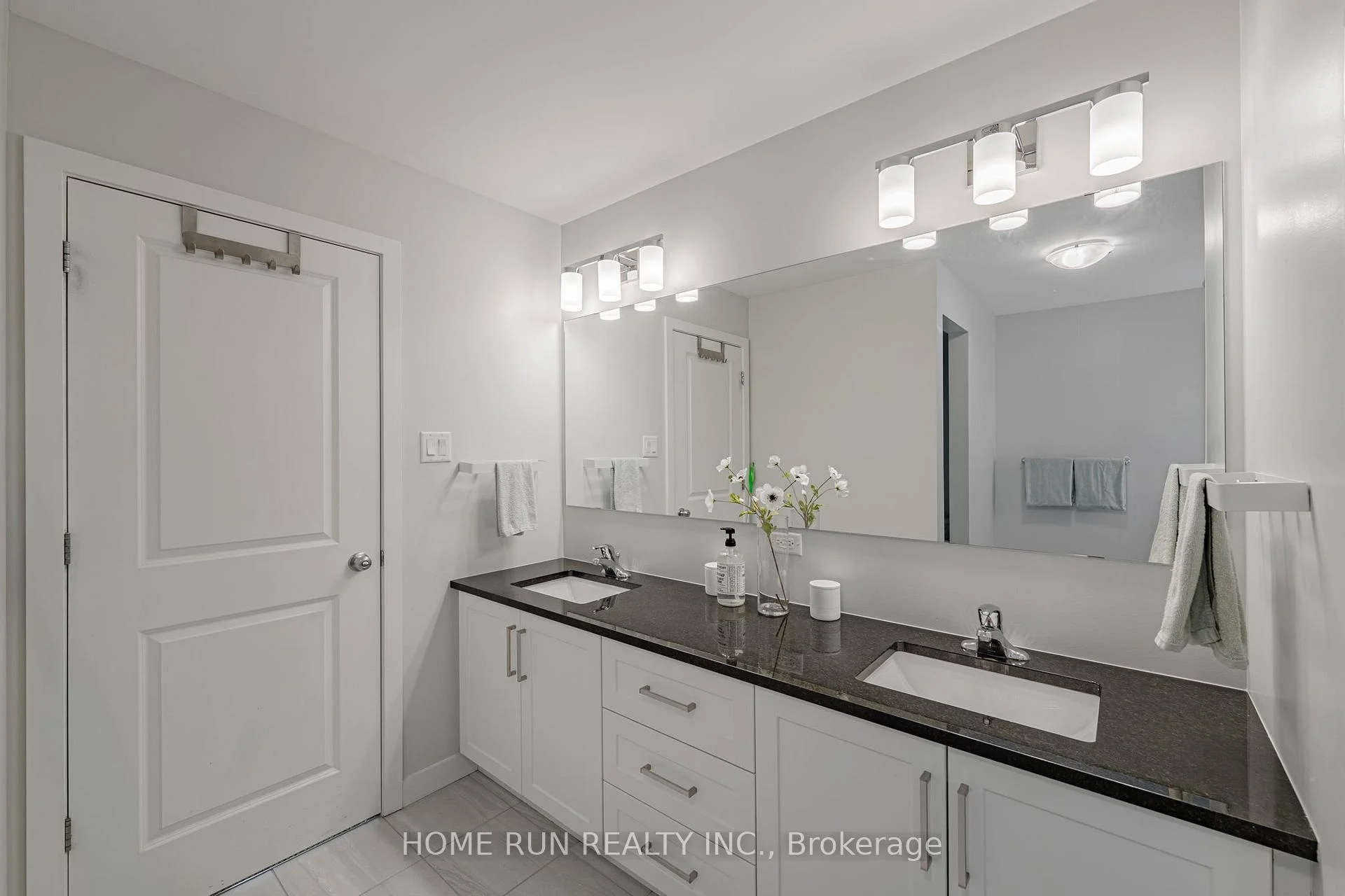 Photo 74 of 408 Gidran Circle, Ottawa, Kanata - Emerald Meadows/Trailwest — HOMEH
