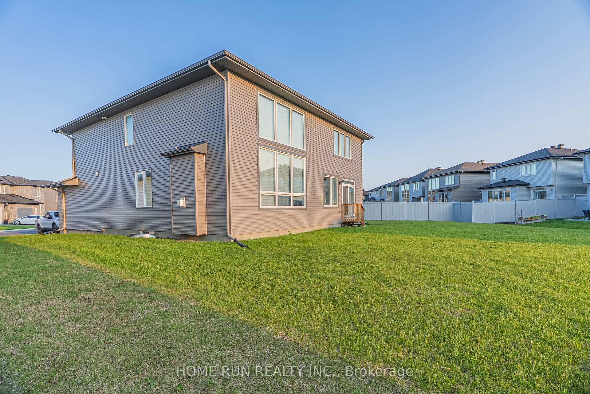 Photo 95 of 408 Gidran Circle, Ottawa, Kanata - Emerald Meadows/Trailwest — HOMEH